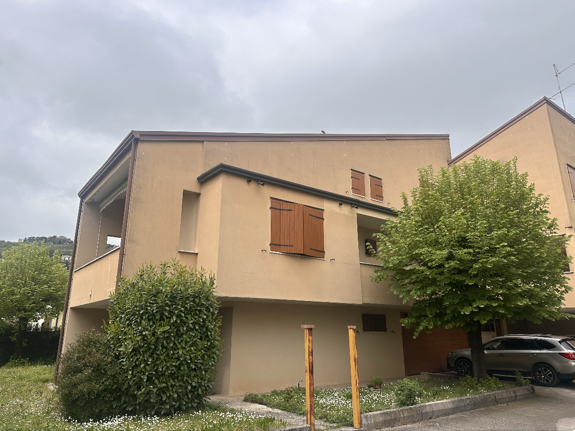 Villetta a schiera a Lavagno